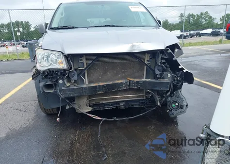 2016 Chrysler Town & Country Touring из США, поврежденный, VIN 2C4RC1BG3GR228962